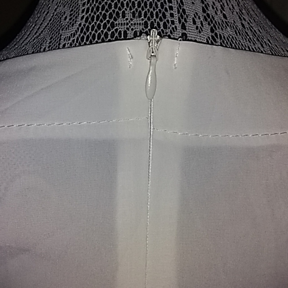 ๐SALE๐Lace Boat Neck Blouse - Picture 6 of 7